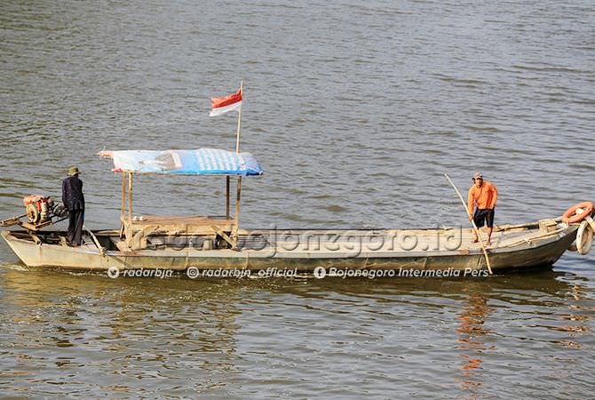 Air Bengawan Solo Keruh, Lebihi Baku Mutu