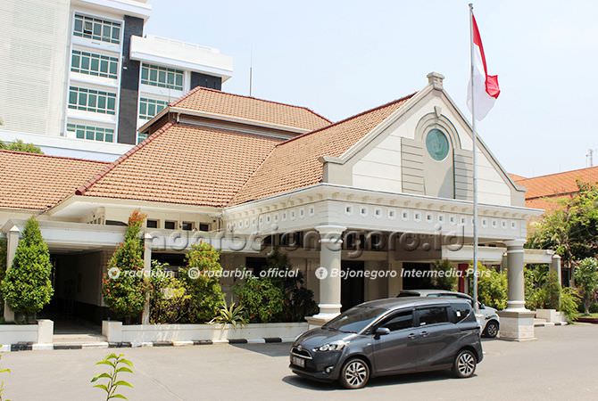 Tempat Apel Kurang Luas, Gedung BPKAD Dirobohkan