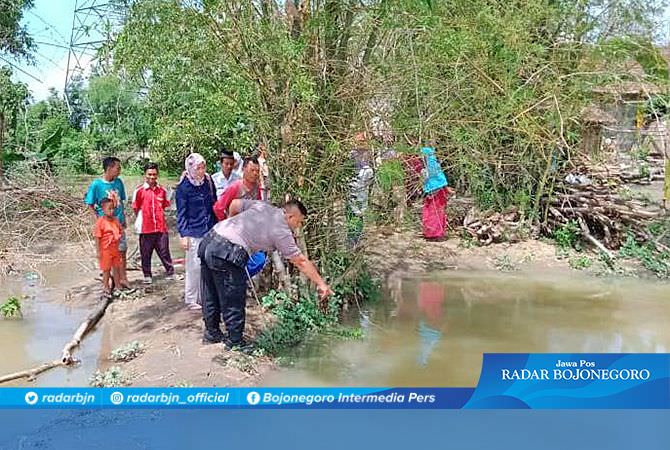 Bayi 18 Bulan Tewas Tenggelam di Kali