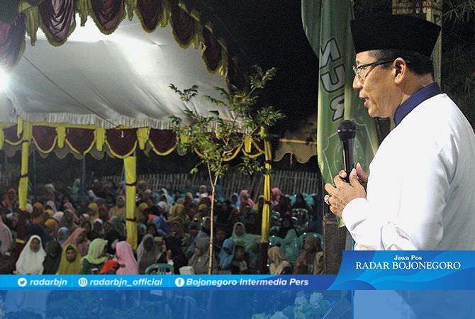 Membonceng Motor Kades, Menembus Kegelapan Tengah Malam