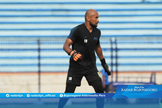 Ini Aktivitas Alfonsius Kelvan, Kiper Persela selama Liga 1 Ditunda