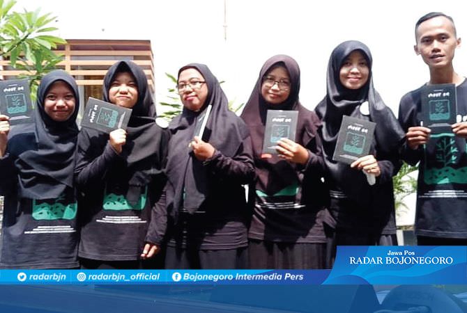 Marwita Oktaviana, Guru Sekaligus Penulis dari Sekaran