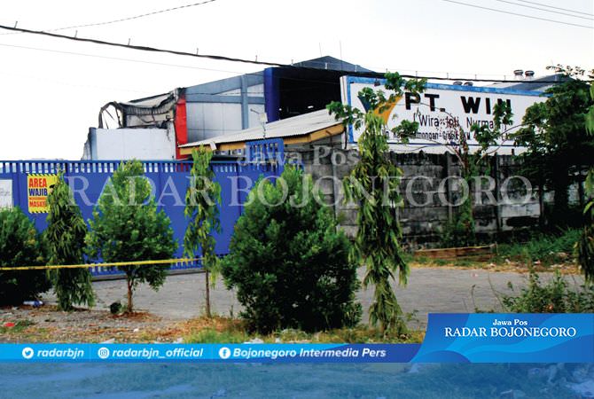 Tak Ada Kejelasan, Bagaimana Nasib Pekerja PT WIN Setelah Terbakar?
