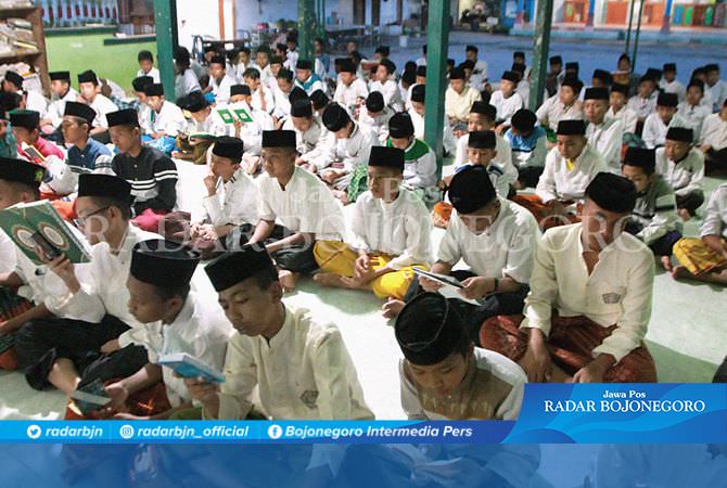 Tren Sekolah Sambil Mondok, Orangtua Lega Meskipun Berjauhan
