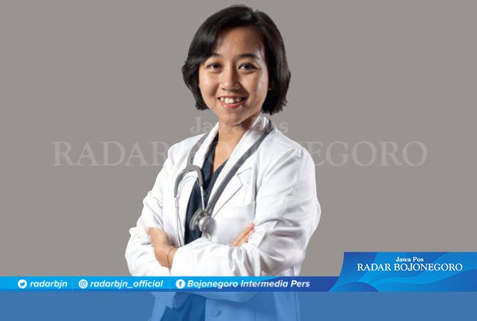 Shela Putri Sundawa, Dokter asal Bojonegoro Bertugas di RSCM Jakarta