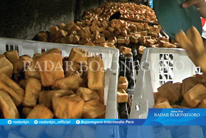 Harga Kedelai dan Minyak Goreng Melambung