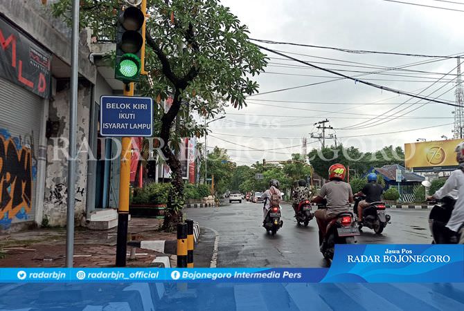 E-Tilang Kian Dimatangkan, Tahap Awal di Perempatan Mbombok