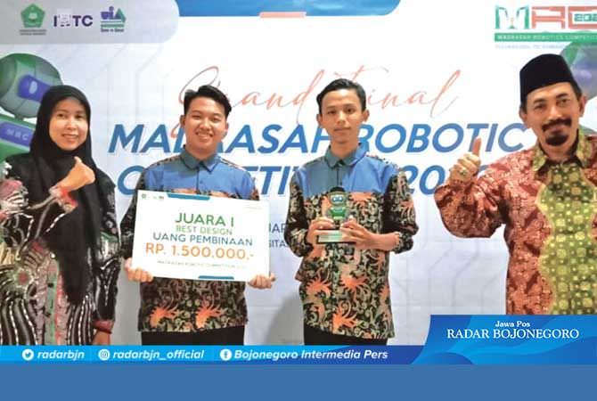 Harumkan Bumi Wali, MAN 1 Tuban Sabet Dua Juara Kompetisi Robotik