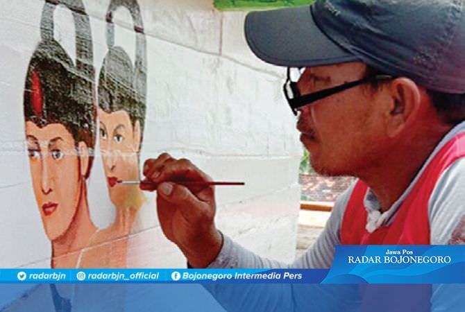 Lukis Kapal Nelayan, Tak Pasang Tarip, Paling Sulit Melukis Orang