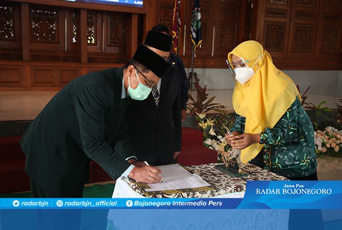 Institut Ilmu Kesehatan Nahdlatul Ulama (IIKNU) Tuban Diluncurkan
