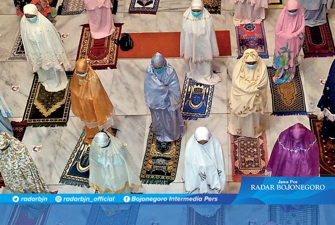 Boleh Tadarus dan Itikaf di Masjid Maksimal 50 Persen