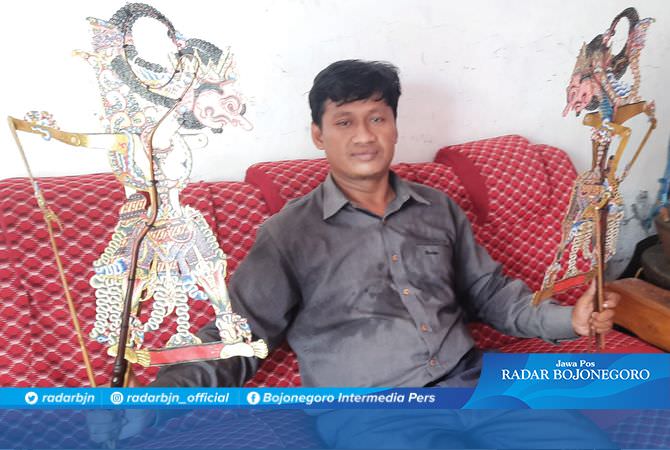Cerita Dalang Wayang Kulit Suratno Kondhodarmono