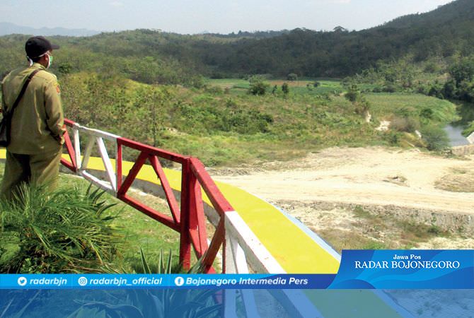 Kawal Aliran Waduk Pacal, Pengisian Waduk Gongseng Menunggu Hujan
