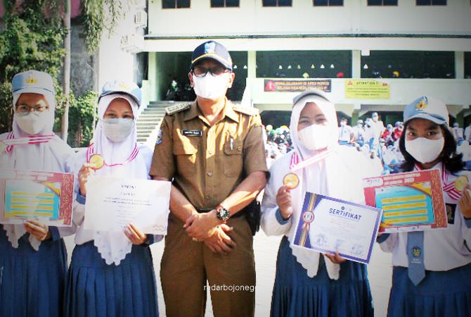 Manfaatkan Buah Bintaro, Raih Juara 2 WICE