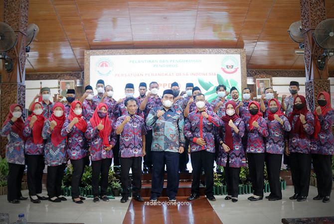 Bupati: Perangkat Desa Harus Inovatif dan Melek Teknologi
