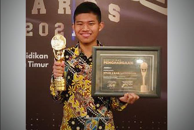 Hidup Harus Menyala, Memberi Manfaat Sesama