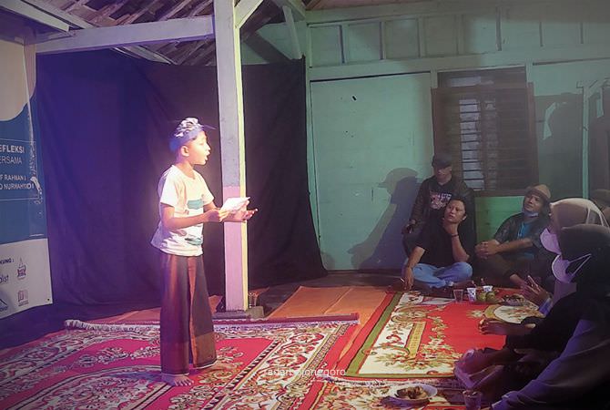 Perjamuan Kata-Kata dengan Membaca Puisi dan Geguritan