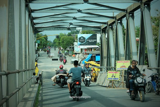 Inilah Sembilan Jembatan di Bojonegoro yang Melintas Bengawan Solo