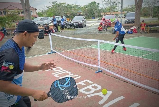 Kombinasi Tenis Meja, Bulu Tangkis, dan Tenis Lapangan