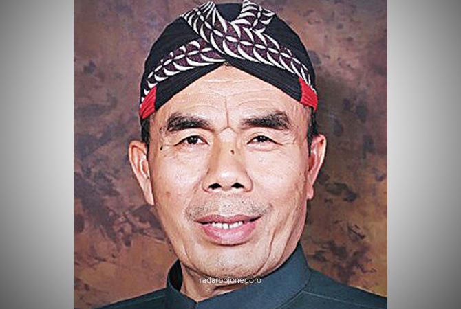 Mundzar Fahman (Dokumen Pribadi For R.Bjn)
