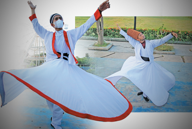 MENGHAYATI: Penari sufi berputar mengikuti lantunan gambus hingga musik selesai. (ANJAR DWI PRADIPTA/RDR.LMG)