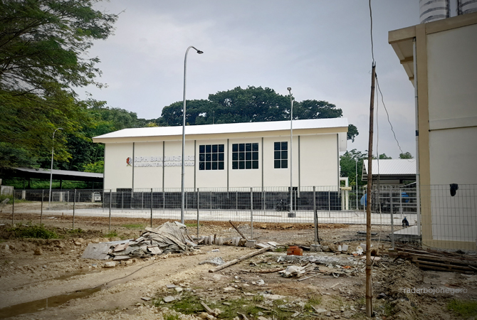 SENGKETA: Proyek RPH di Desa Banjarsari. Hanya, lahan RPH ini digugat terkait dugaan penyerobotan tanah. (BHAGAS DANI PURWOKO/RDR.BJN)