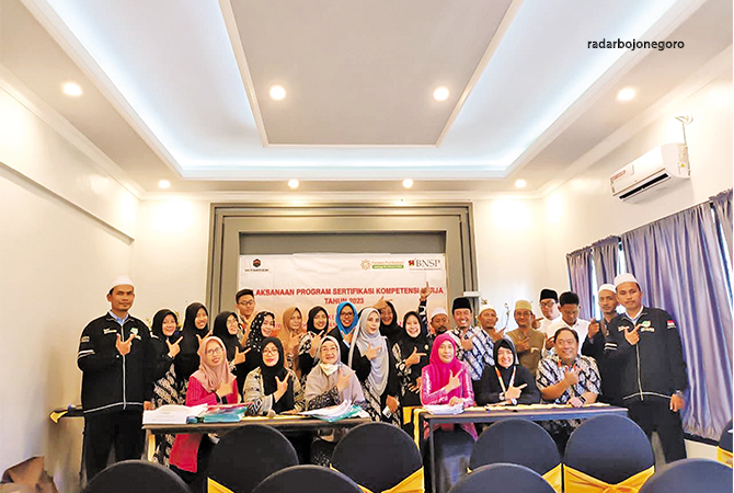 PEGIAT WISATA: Peserta sertifikasi tour leader dan tour guide digelar di Mutamtour, 12 April. (IST/RDR.BJN)