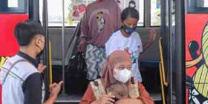 PEMBAYARAN DIGITAL : Trans Jateng sudah menerapkan pembayaran secara digital.