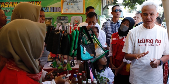JAGA LINGKUNGAN : Gubernur Jawa Tengah Ganjar Pranowo memastikan pengelolaan sampah membutuhkan konsistensi dari hulu hingga hilir.