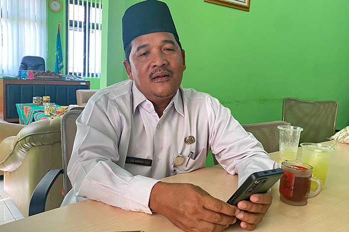 Kasiman Mahmud Desky.