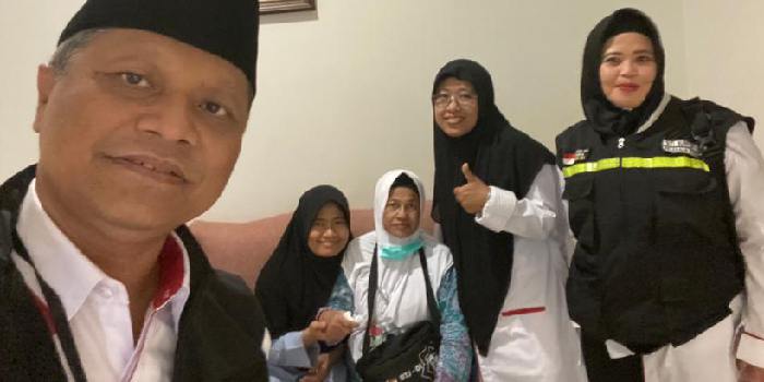 KEHILANGAN PASPOR :  Nenek Farida yang kehilangan paspor akhirnya bisa pulang setelah mendapatkan SPLP.