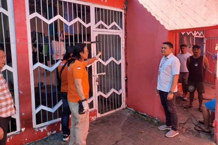 Polisi melakukan olah TKP napi Lapas Kedungpane Semarang yang ditemukan tewas gantung diri.