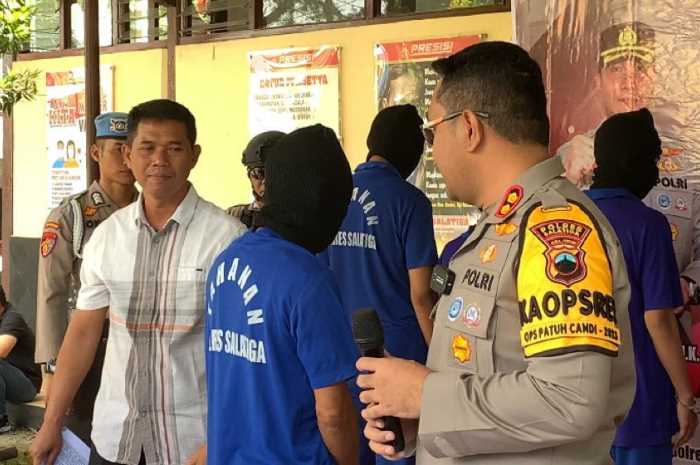 Konferensi pers di Mako Polres Salatiga tindak pidana pencabulan dan persetubuhan oleh SR, 50, warga Argomulyo, Salatiga pada Selasa (11/7).