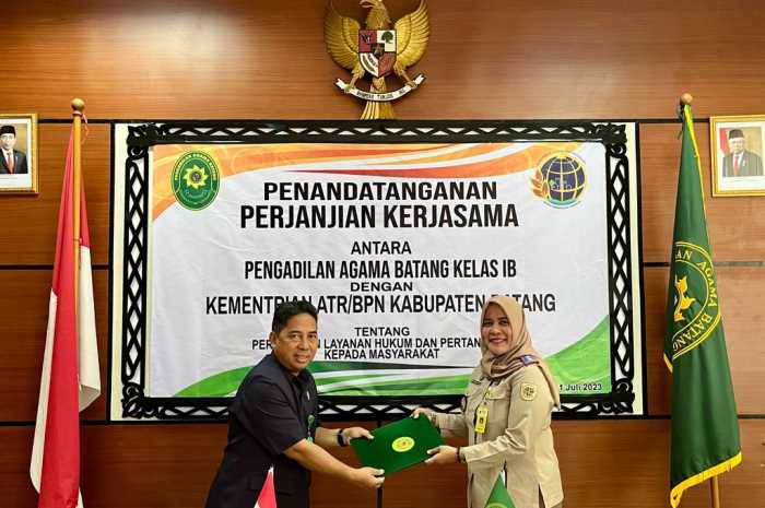 PA Batang dan BPN melakukan tandatangan kerjasama akselerasi pelayanan.