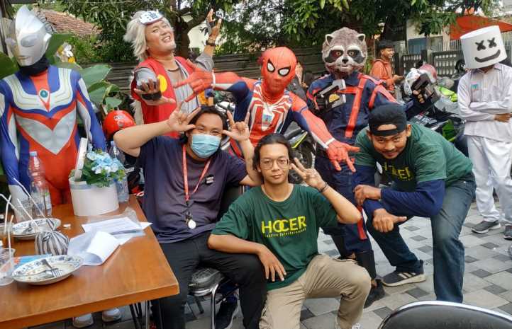 Para anggota Hocer Cosplay Semarang saat berkumpul dalam sebuah acara cosplay.