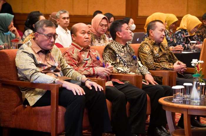 Kemenkumham gelar FGD Peningkatan Layanan Penerjemah Tersumpah dalam Rangka Pengangkatan dan Pengambilan Sumpah di Solo, Kamis (27/7).&nbsp;