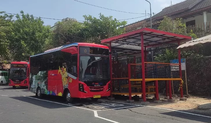 Armada Bus Trans Jateng di Terminal Angkot Wonogiri, Jumat (4/8/2023).
