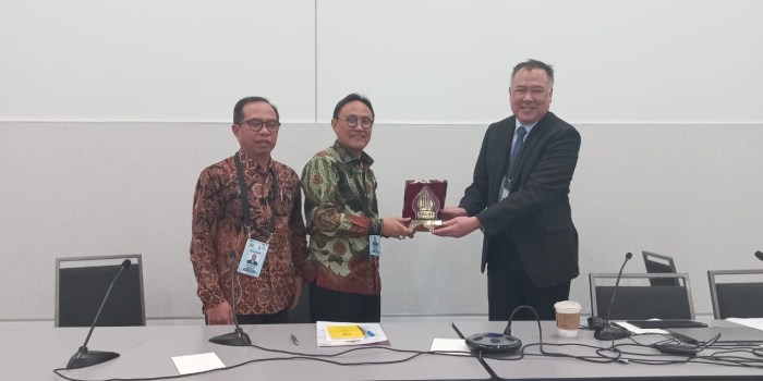 BICARA DI APEC : Kepala BPJPH Kemenag RI Muhammad Aqil Irham saat menjadi salah satu pembicara dalam forum APEC di di Seattle, Amerika Serikat.