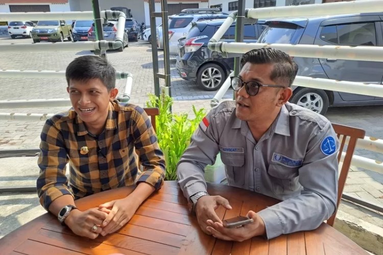 Kuasa Hukum korban RW, Aryo Garudo dan M Rajasa Danny.