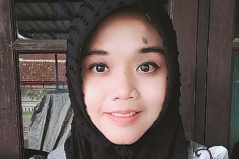 Tri Afriani Khoirunnisa, S.Pd.
