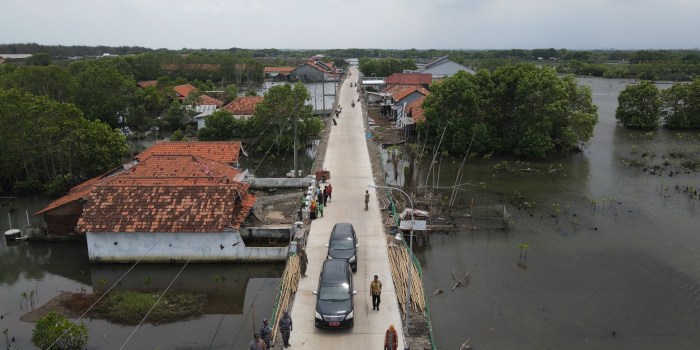 INFRASTRUKTUR : Citra udara akses jalan menuju TPI Wonokerto sudah diperbaiki, kini Pemkab Kajen akan melanjutkan perbaikan tahap berikutnya tahun ini.