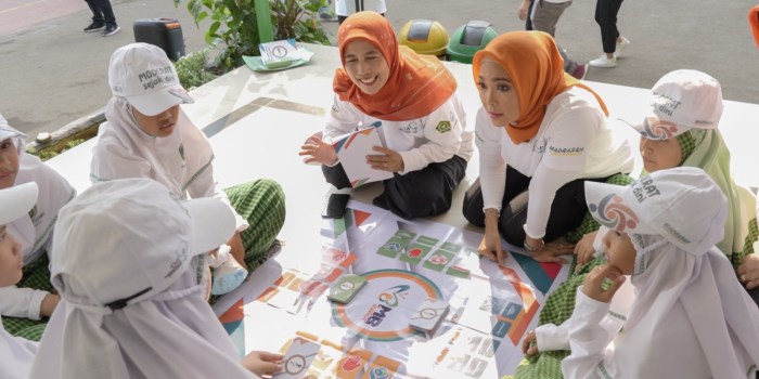 MB JUNIOR : Eny Retno Yaqut menginternalisasikan nilai-nilai Moderasi Beragama di MIN 4 Pondok Pinang Jakarta, Jumat (25/8/2023).