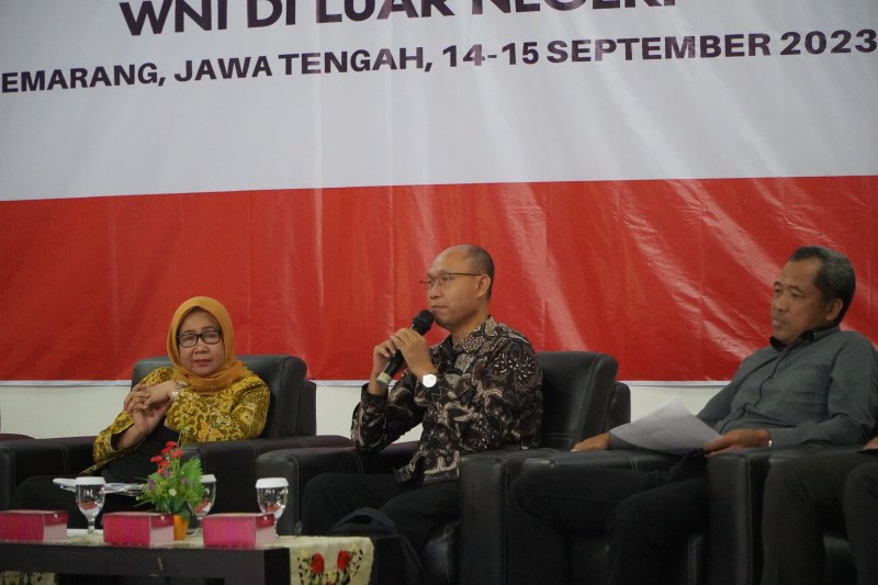 WASPADA TPPO : Para pembicara dalam Diskusi Publik: Pencegahan Tindak Pidana Perdagangan Orang (TPPO) yang digelar di Aula Muria BPSDM Jateng Jumat (15/9). (DOK PEMPROV JATENG)