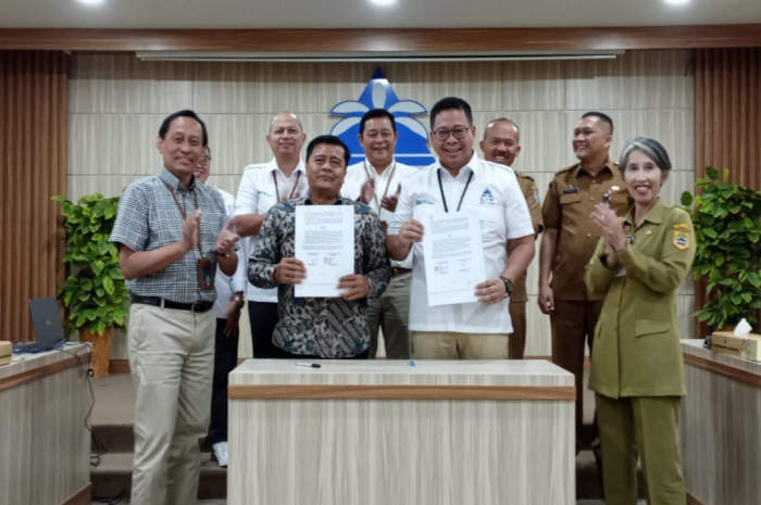 Pertemuan antara Direksi PT KIW, Pj Bupati Cilacap dan PT CSA, di kantor KIW dalam rangkan kerjasama pengembangan kawasan industri di wilayah Cilacap. (Iwan)