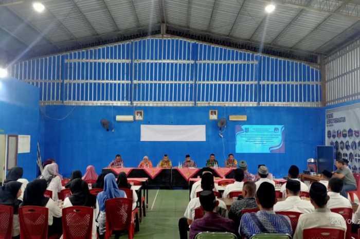Suasana bimtek untuk KPPS menjelang pilkades di Desa Tamansari, Kecamatan Mranggen.