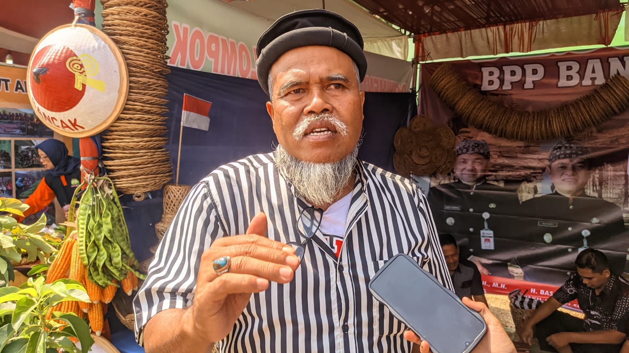 Kepala Desa Banyubiru, Sri Anggoro Siswaji