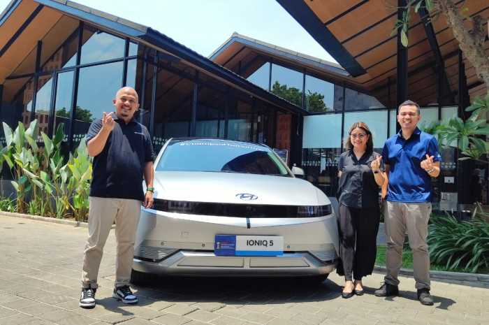 Pada GIIAS Semarang 2023 Hyundai mengahdirkan tiga mobil terbarunya, yakni Hyundai STARGAZER X, IONIQ 6, dan IONIQ 5 Bluelin.
