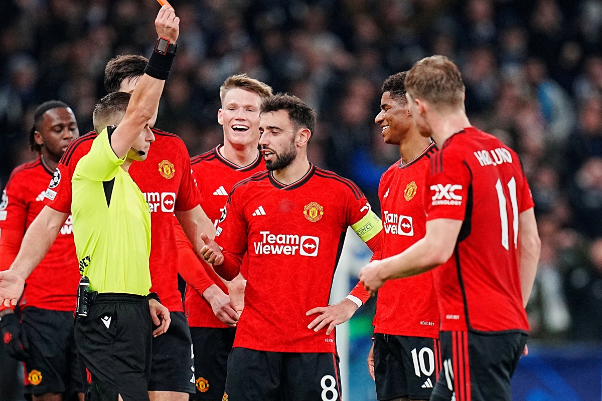 Rashford Harus Diganjar Kartu Merah