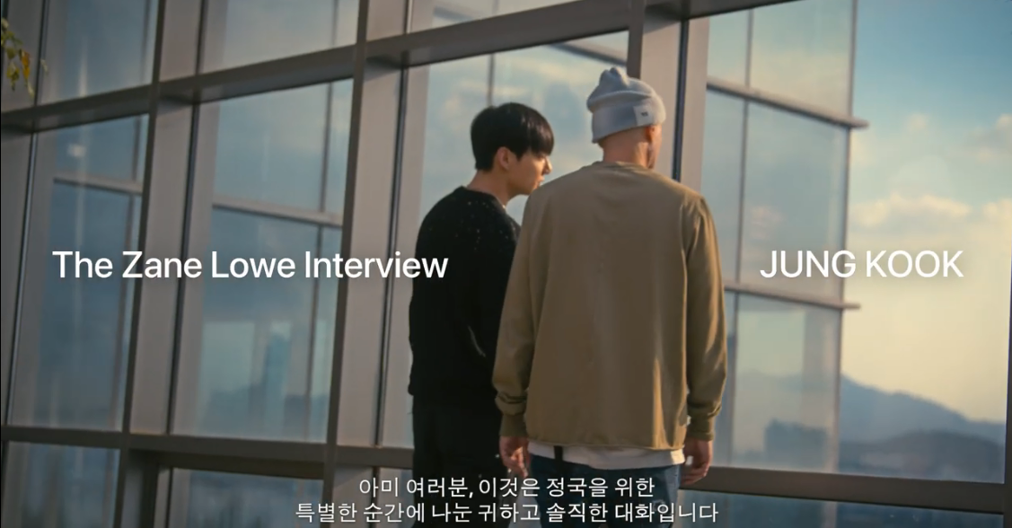 Interview Jungkook BTS bersama Zane Lowe dari Apple Music (Tangkapan layar YouTube Apple Music, 10 November 2023)