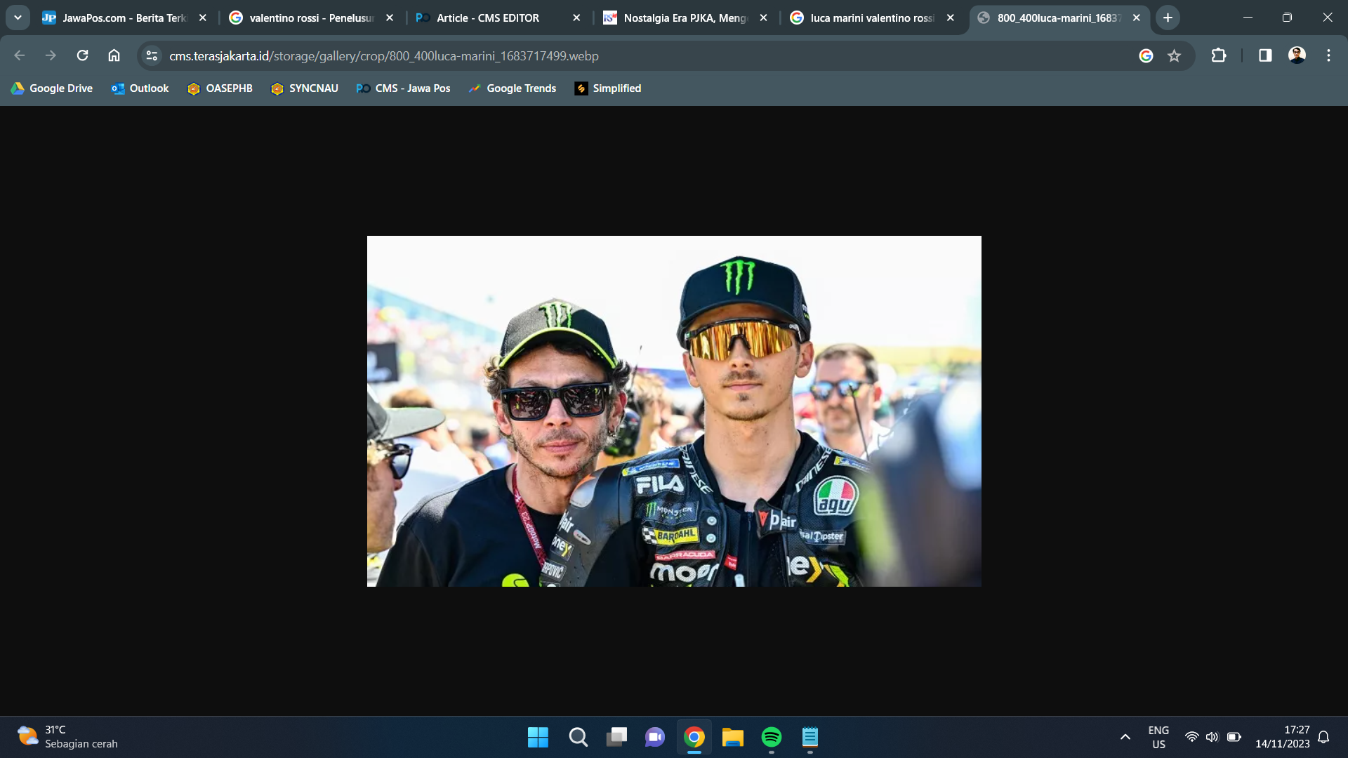 Valentino Rossi dan Luca Marini saat di VR46 Team